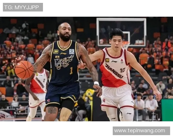 广东队与北控队激战八日篮球赛精彩回顾与分析